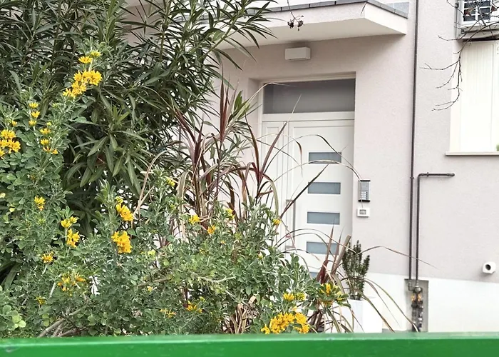 Se144 - Senigallia, Comodo Trilocale Con Aria Condizionata E Posto Auto